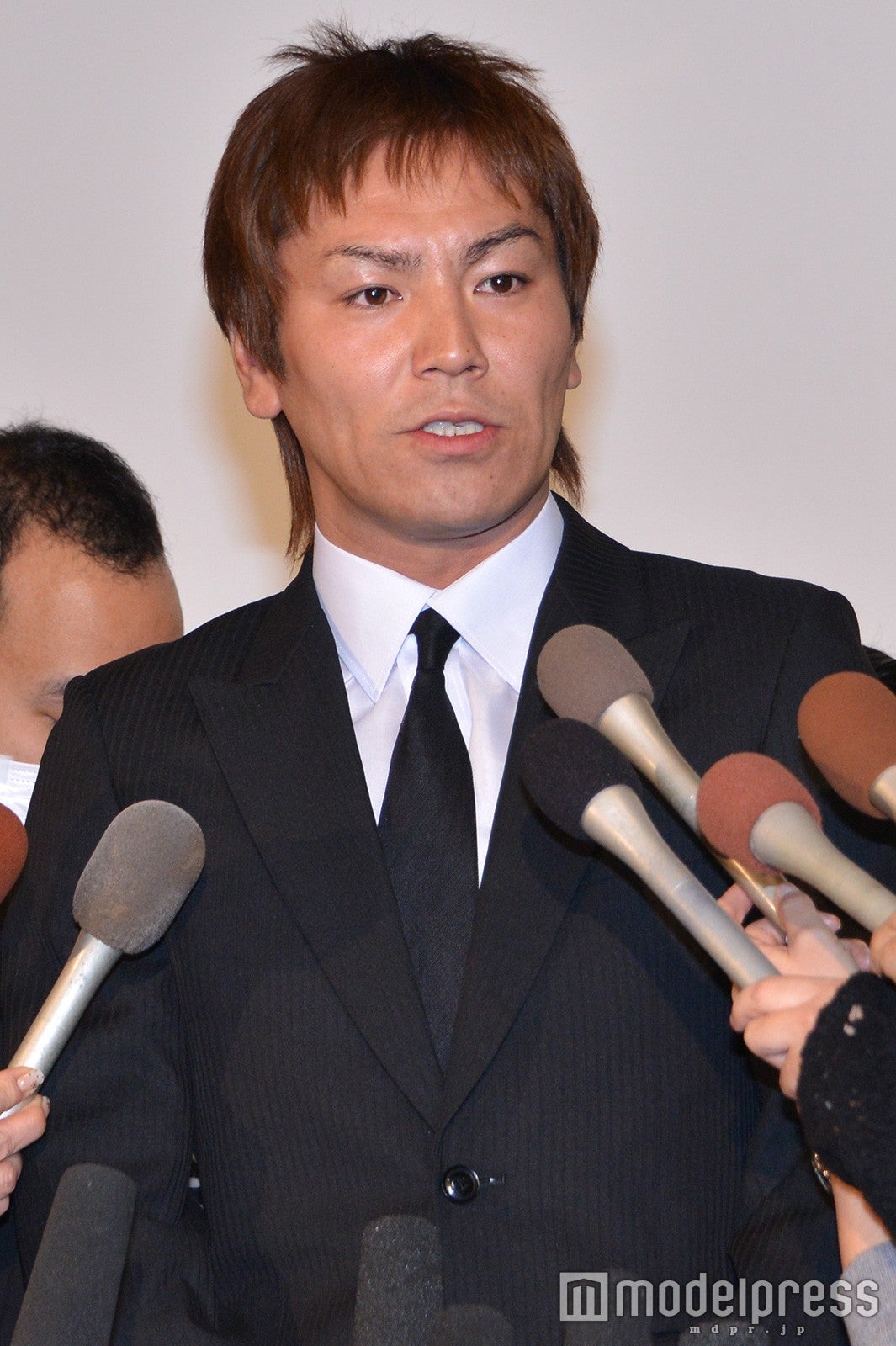 会見 狩野 英孝