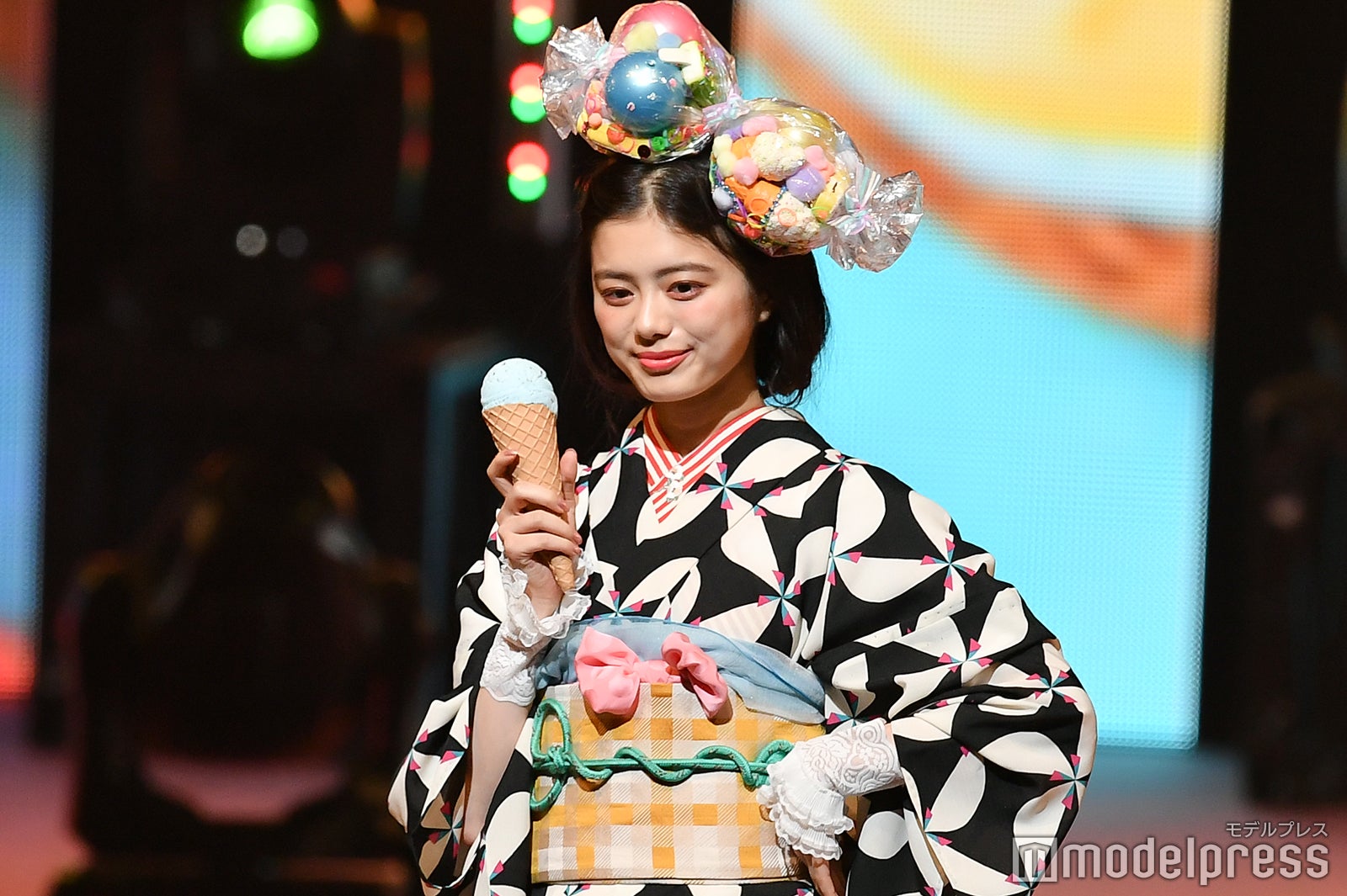 紺野彩夏（C）モデルプレス: