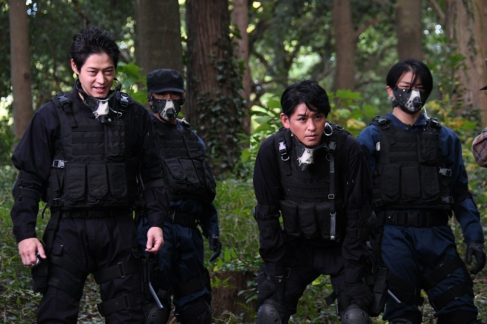 出合正幸、賀集利樹（提供写真）