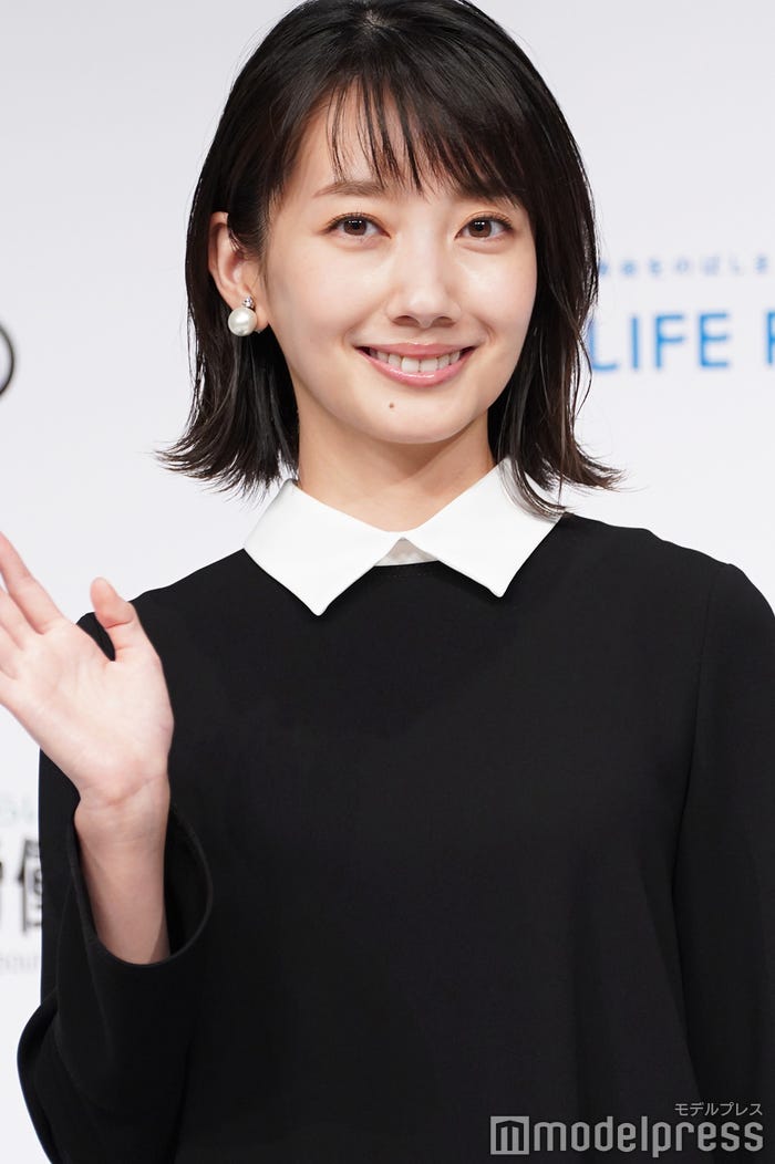 波瑠(C)モデルプレス