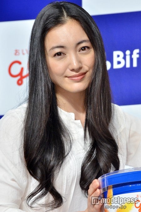 仲間由紀恵 圧倒的美貌に 妖精みたい 共演者絶賛 モデルプレス