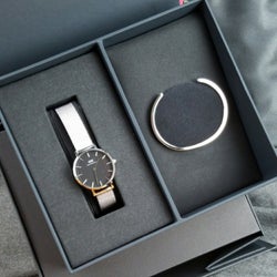クリスマスプレゼントに! 「Daniel Wellington(ダニエルウェリントン)」の腕時計&バングルのギフトセット♪