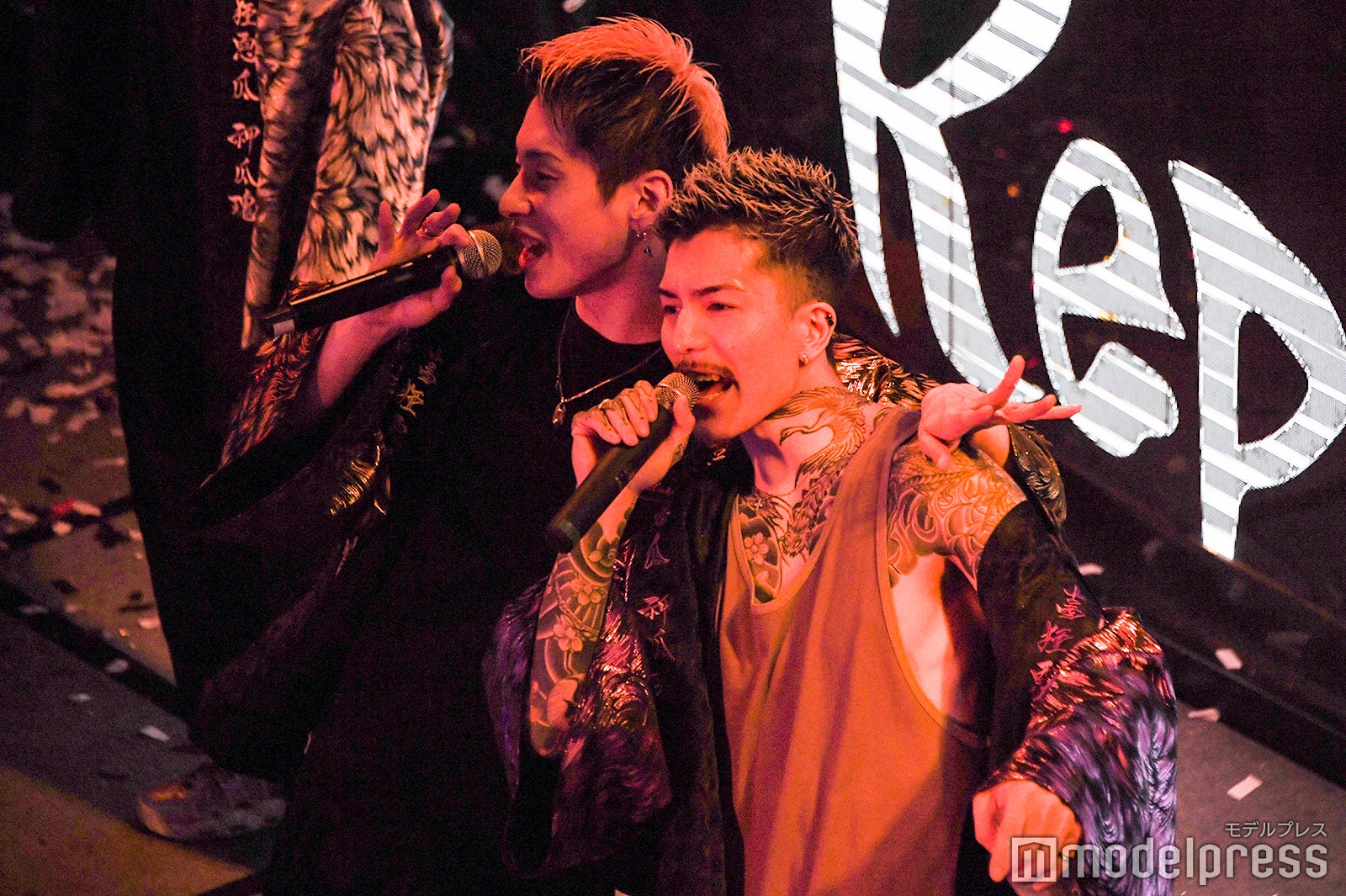 DJ脇、DJふぉい 「レペゼン恐怖のカウントダウンライブ ～ガチで生配信～」（C）モデルプレス