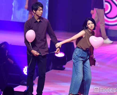 竹内涼真×三吉彩花カップルに胸キュン!手つなぎランウェイで沸かす<Seventeen 夏の学園祭2017>