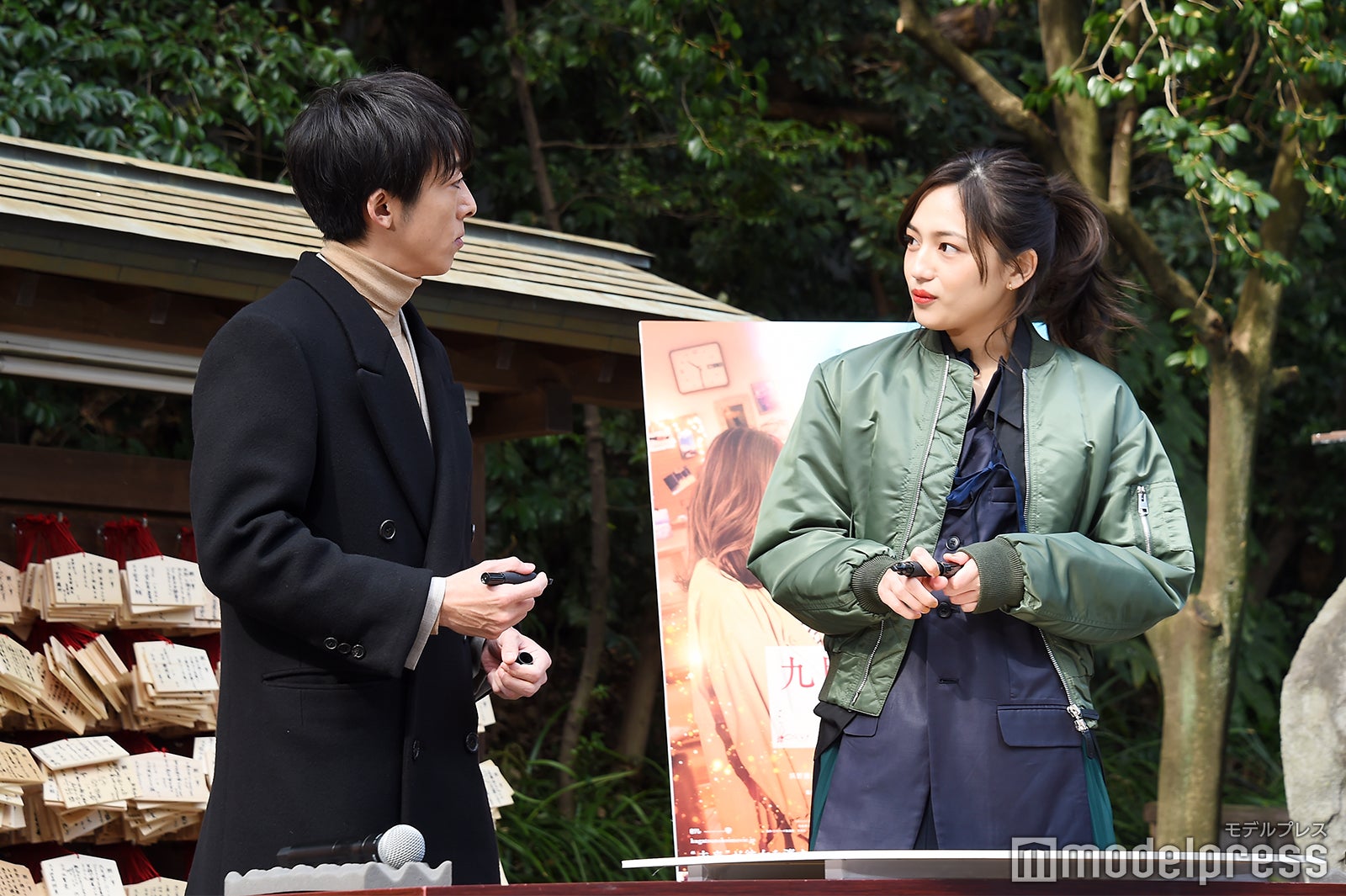 高橋一生、川口春奈 （C）モデルプレス
