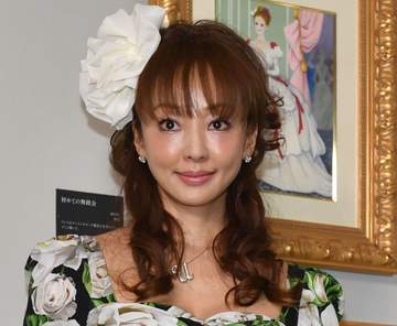 神田うの ヴィトン、シャネルなど高級バッグを次々買取に エルメス本店でオーダーのバーキン2つに驚きの査定額