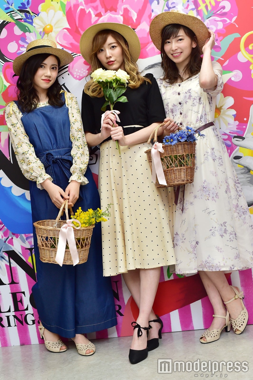 （左から）北川綾巴、松井珠理奈、大矢真那（C）モデルプレス