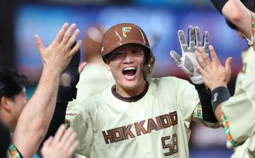日本ハムが接戦制す 奈良間が九回に決勝適時二塁打 吉田2戦連発同点ソロ 先発・山崎6回1失点の好投も勝敗つかず