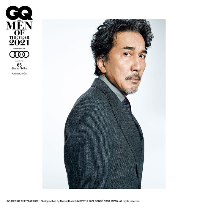 役所広司/「GQ MEN OF THE YEAR 2021」Photographed by Maciej Kucia @ AVGVST © 2021 CONDE NAST JAPAN. All rights reserved.