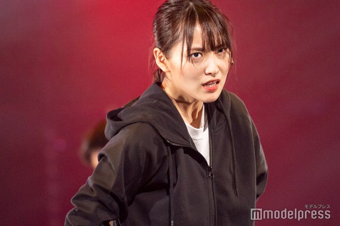 菅井友香(C)モデルプレス