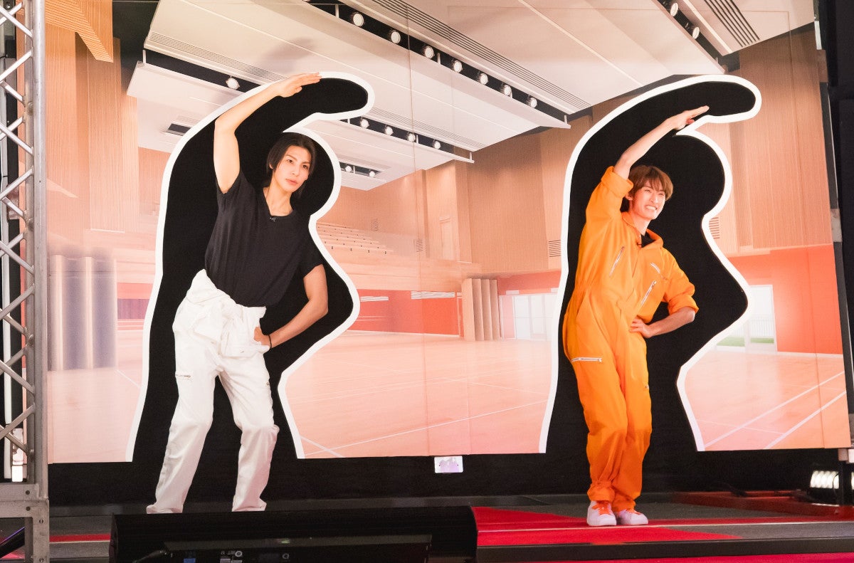 ラウール、向井康二（C）TBS