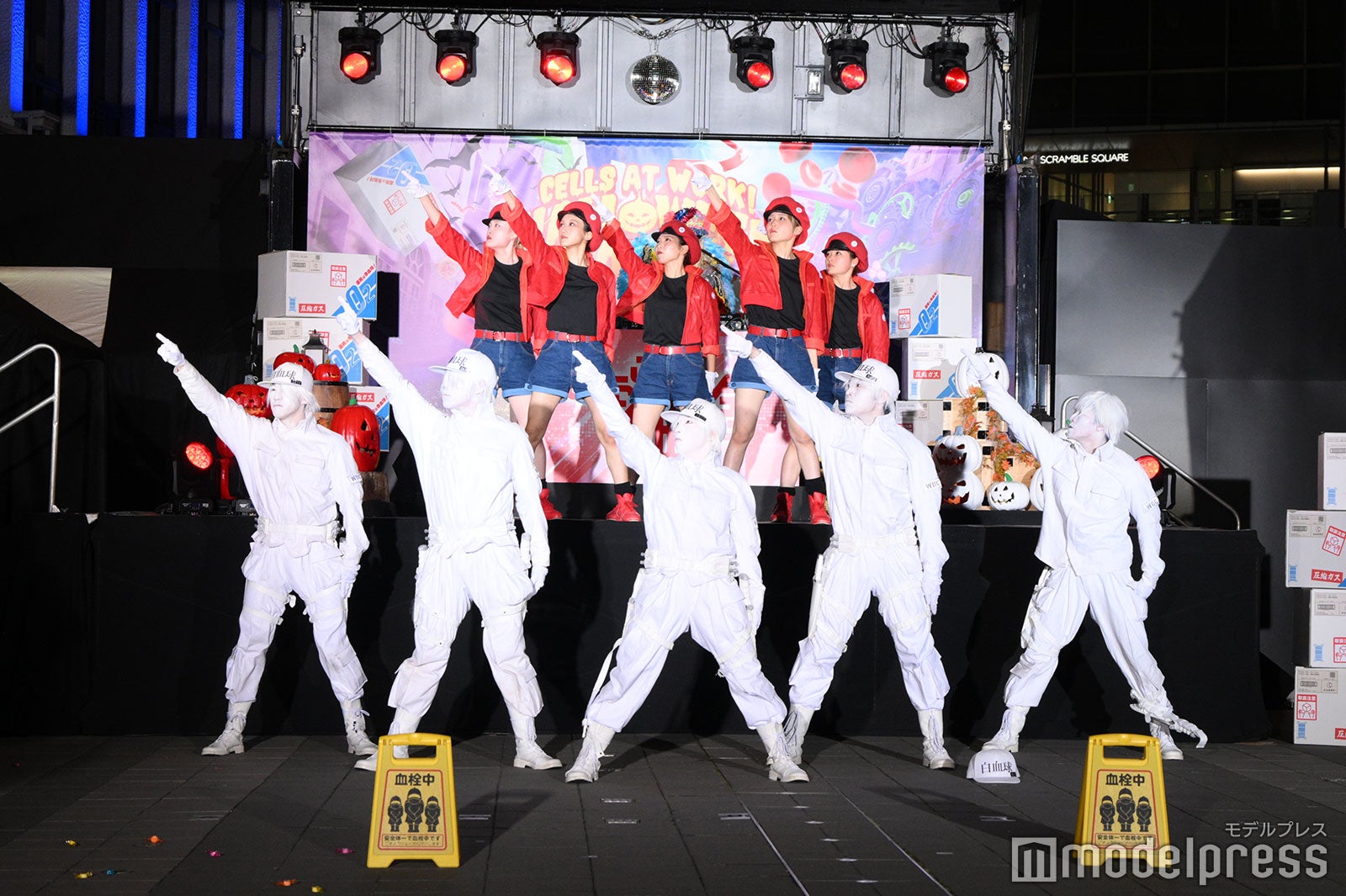 ハロウィンパーティーの様子（C）モデルプレス