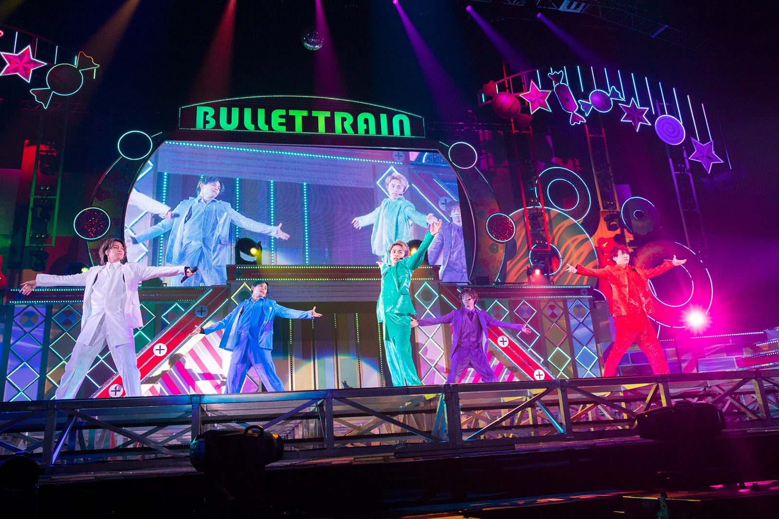 超特急（カメラマン：米山三郎、笹森健一）