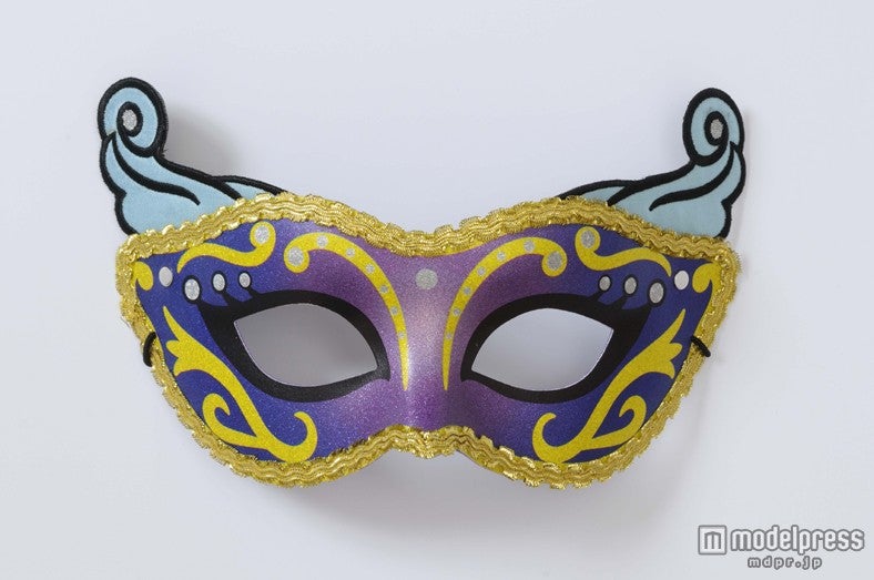 マスク／（C）Disney