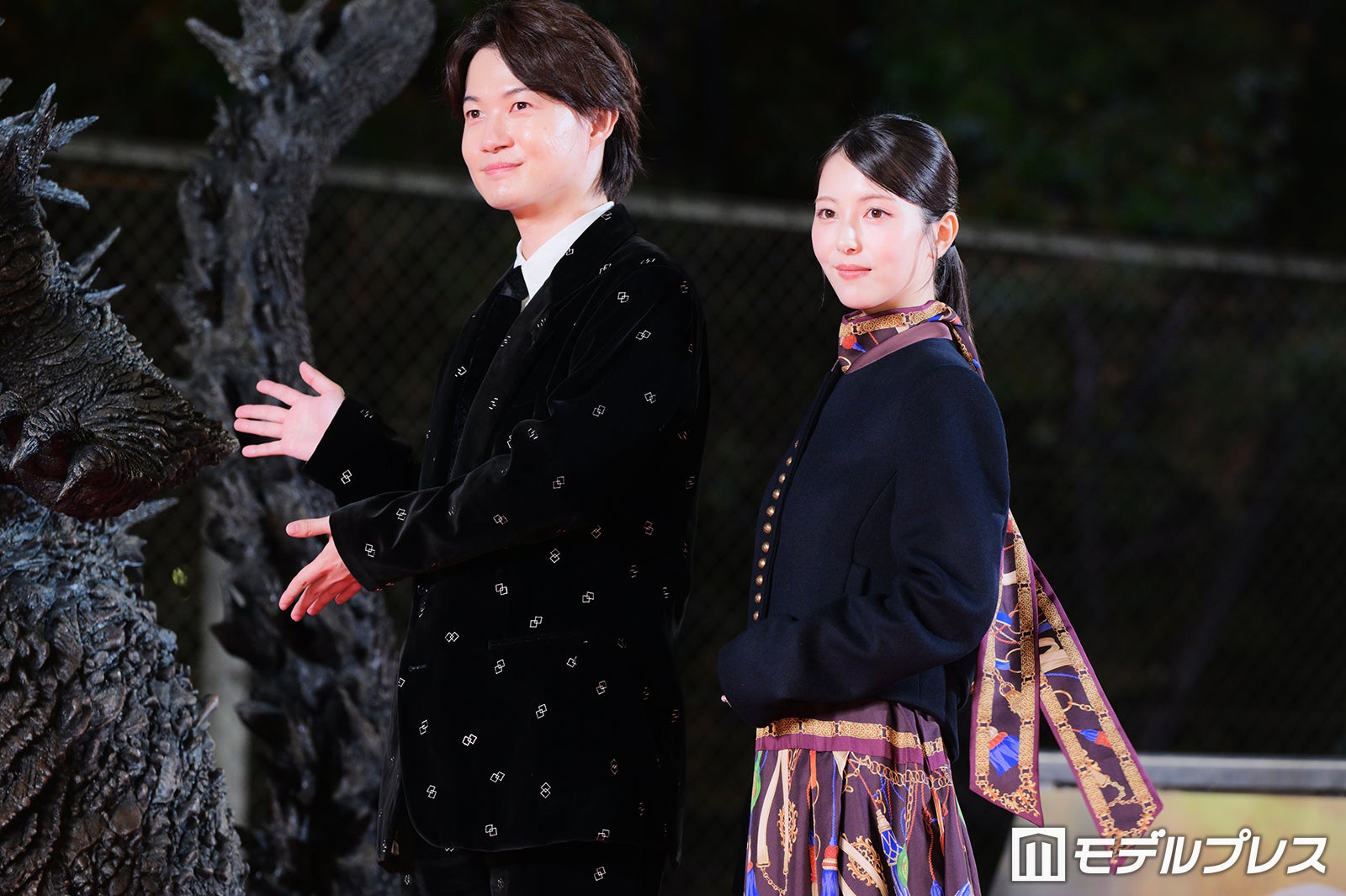 神木隆之介、浜辺美波（C）モデルプレス