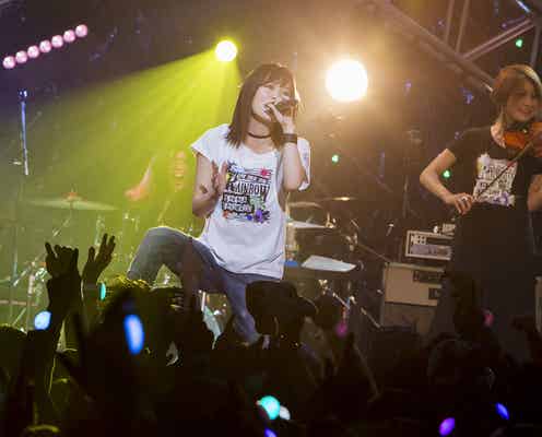山本彩「今日のことは一生忘れない」ソロライブツアーファイナル駆け抜ける 来年の目標も<セットリスト>