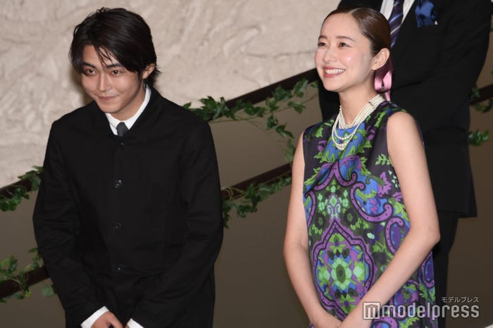 倉悠貴、堀田真由(C)モデルプレス