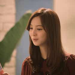 WILLCOM「だれとでも定額」の新CM「ボディカットマジック」編