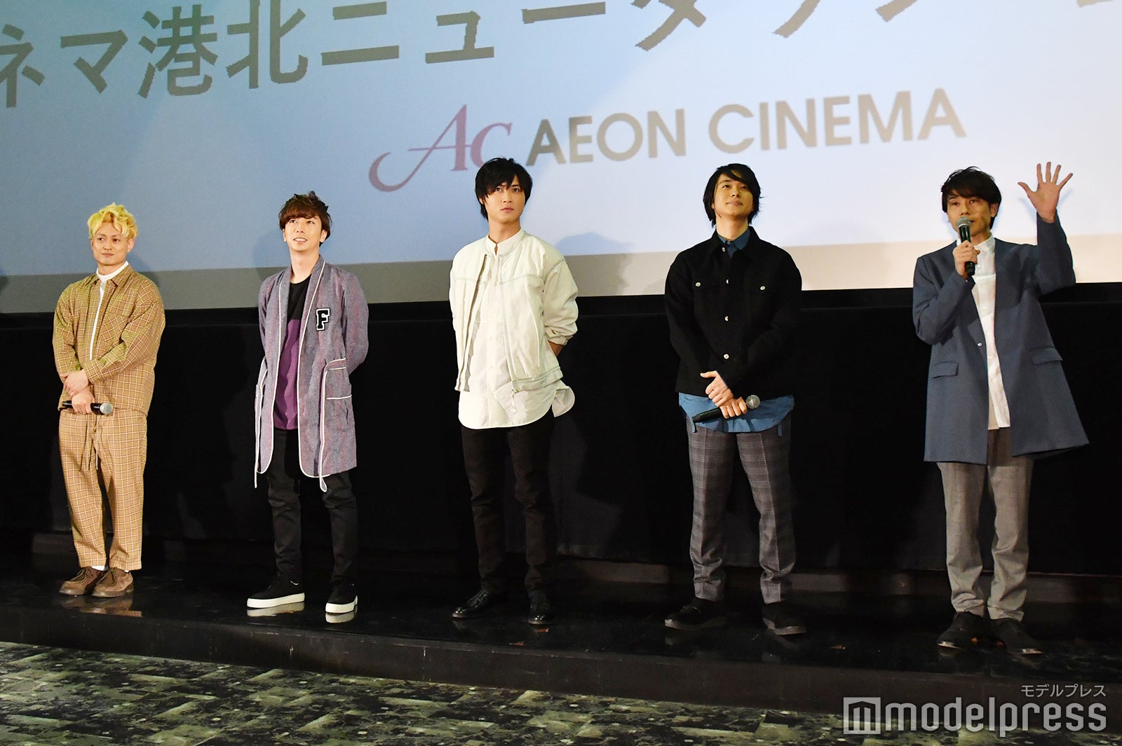 塚田僚一、河合郁人、橋本良亮、戸塚祥太、五関晃一 （C）モデルプレス