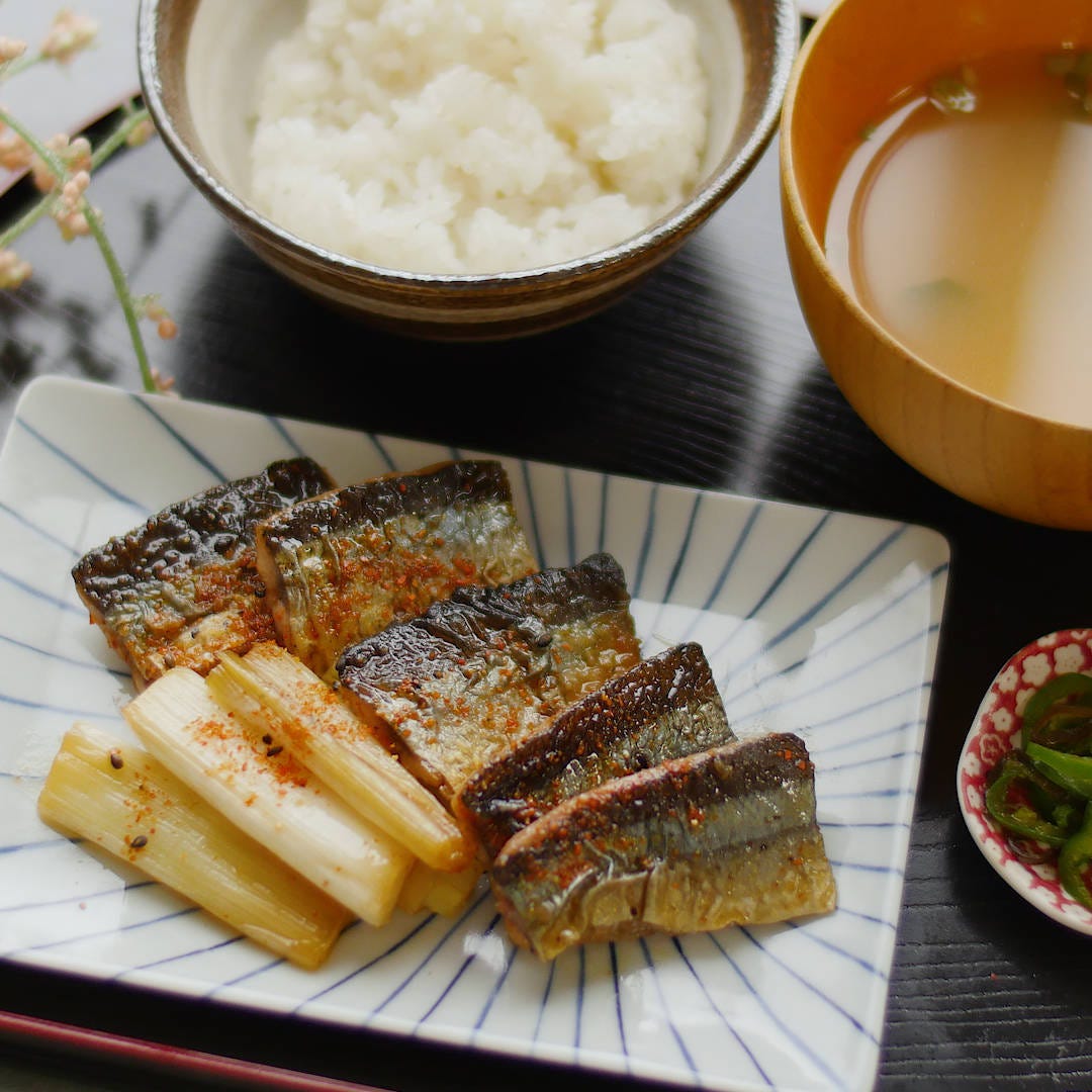 黄金比率を覚えたい♪焼きねぎとさんまの蒲焼き