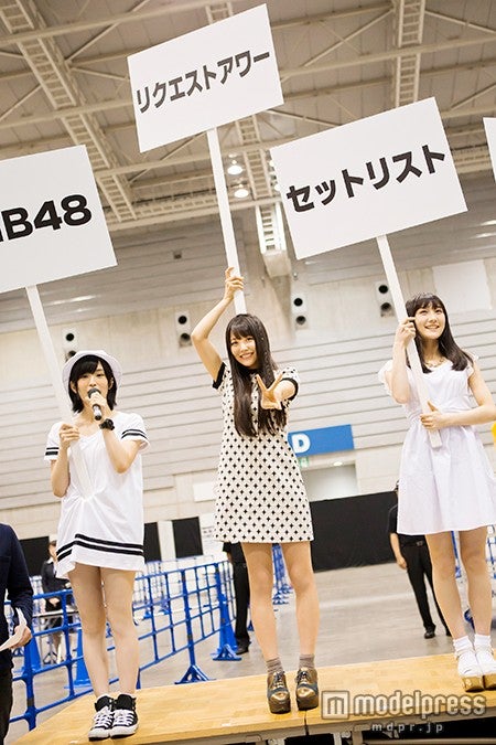 （左から）山本彩、白間美瑠、矢倉楓子（C）NMB48