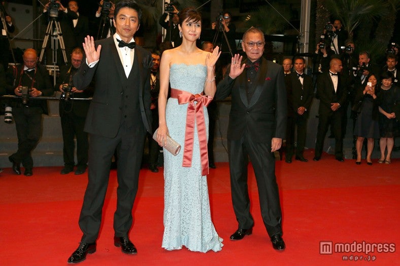 （左から）大沢たかお、松嶋菜々子、三池崇史監督