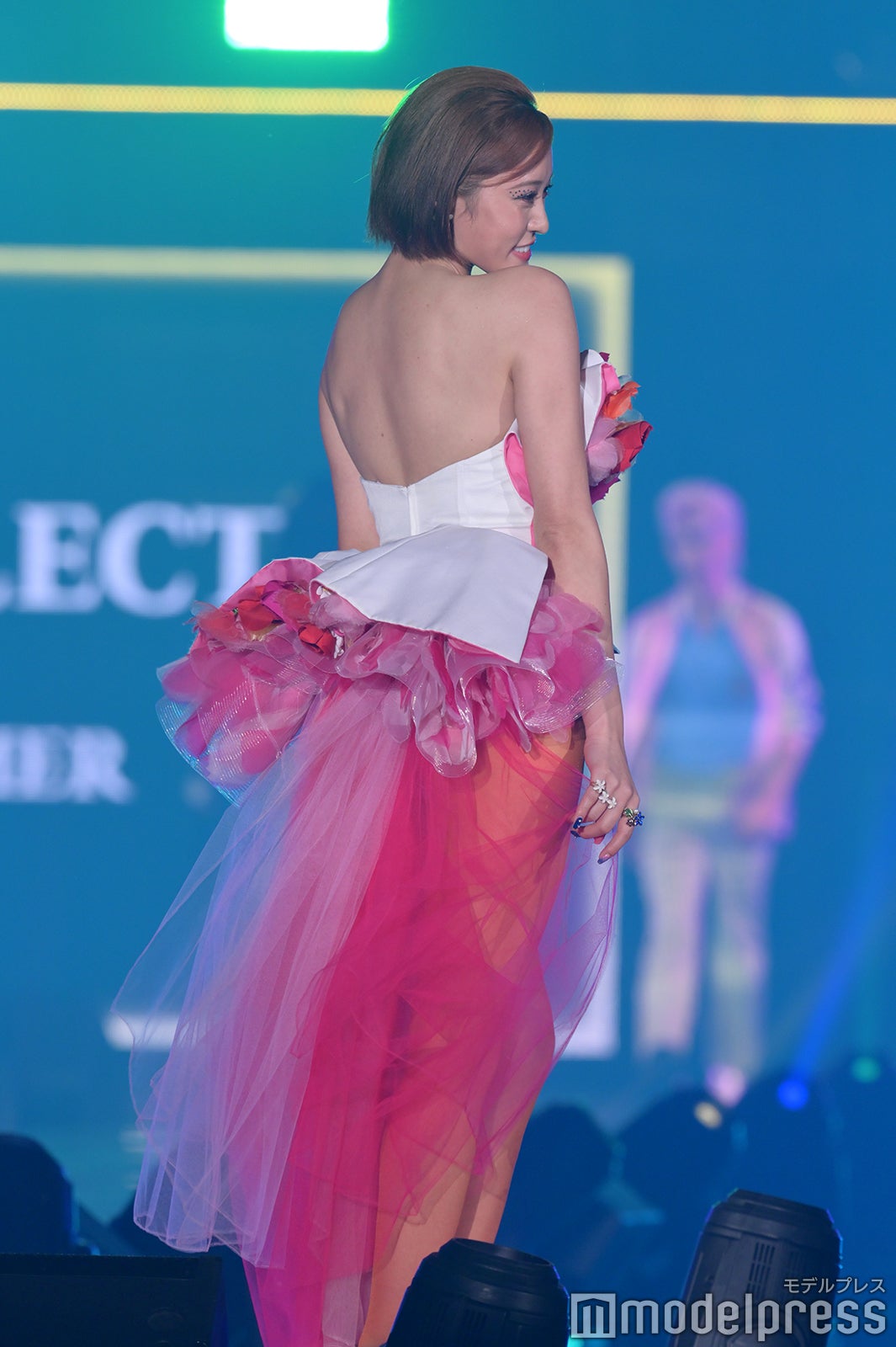 （C）モデルプレス