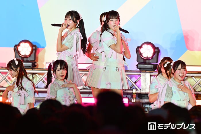 ≒JOY(C)モデルプレス