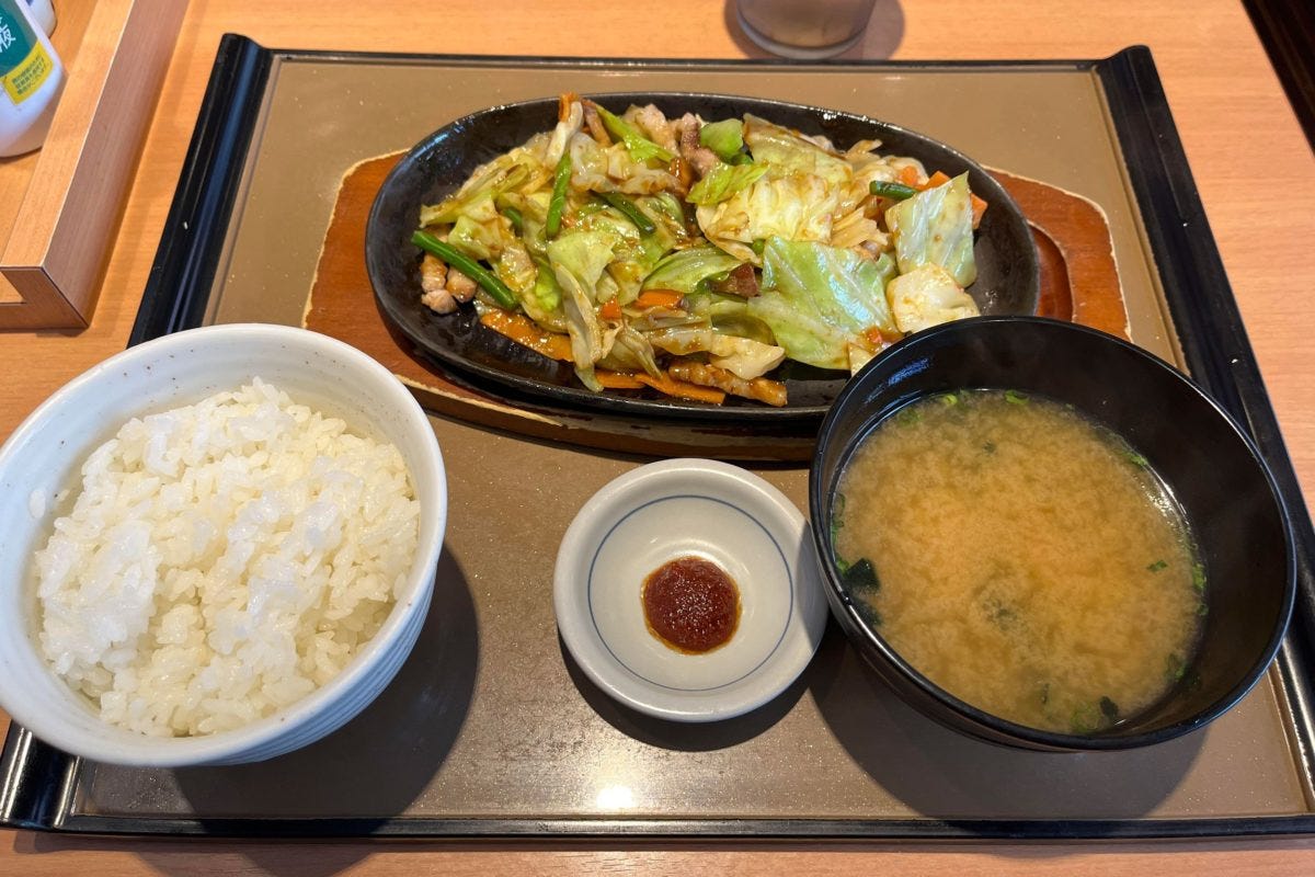 やよい軒「豚キャベ定食」