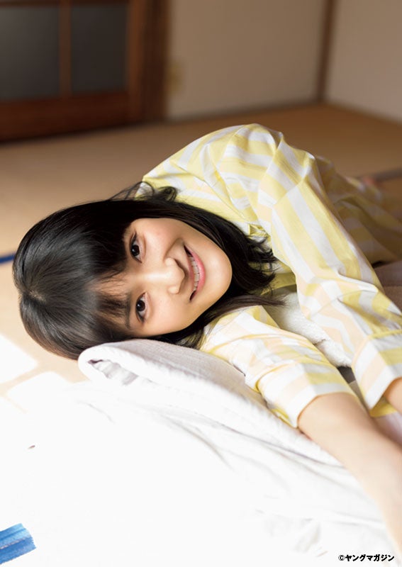 月刊ヤングマガジン/西野七瀬(2019.12.6)No.12 画像・写真 | 西野七瀬の笑顔に大接近 大人気美女が魅せる密着感