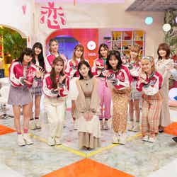 （左から）向井慧、Girls2、休井美郷、妹尾ユウカ、宇垣美里（C）日本テレビ