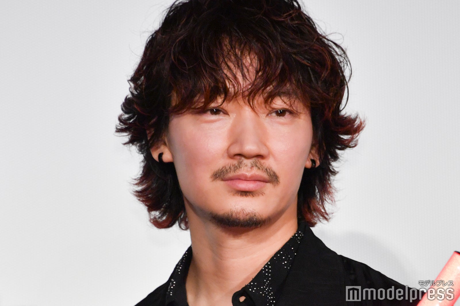 綾野剛（C）モデルプレス