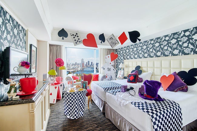 アリスの不思議な世界に浸るコンセプトルーム、ホテルインターコンチネンタル東京ベイに登場