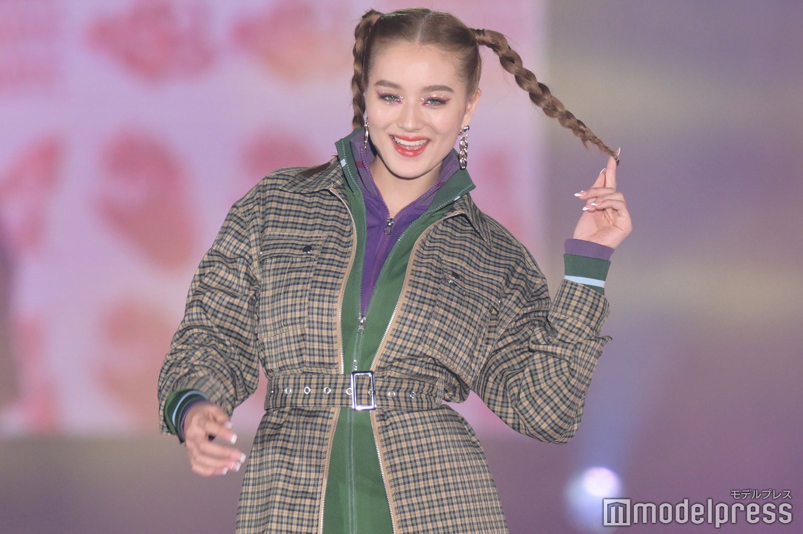 （C）モデルプレス