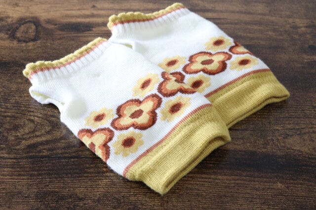 セリアの可愛いハンドウォーマー