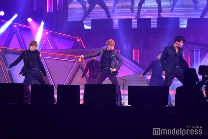 w-inds.(C)モデルプレス