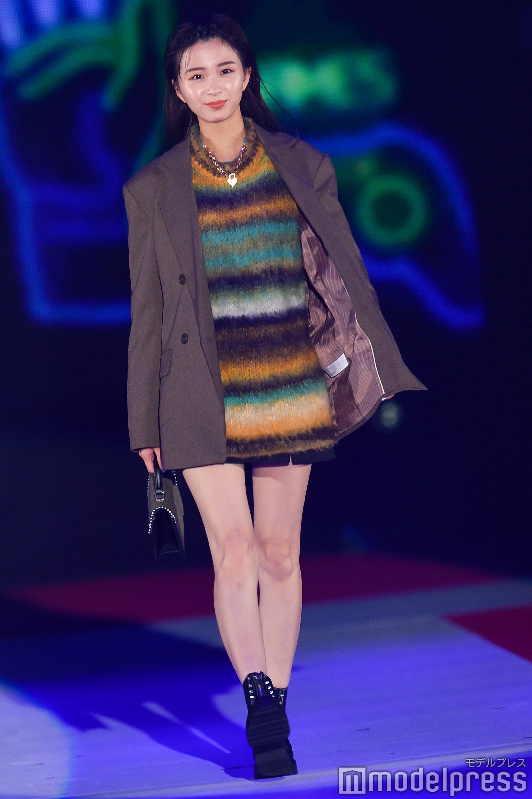 岡崎紗絵（C）モデルプレス