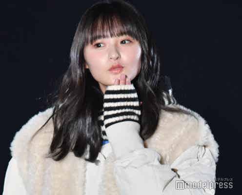 乃木坂46遠藤さくら、トレンド感満載ホワイトコーデ&投げキッスにキュン<TGC 北九州 2022>
