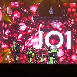 JO1（C）LAPONE Entertainment