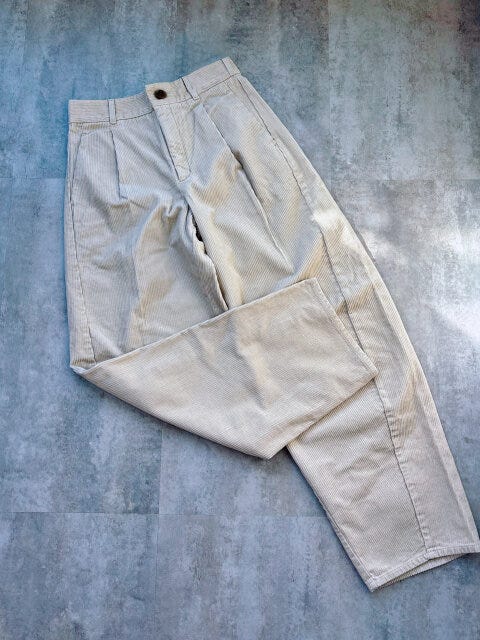 GU　コーデュロイバレルレッグパンツ　NATURAL