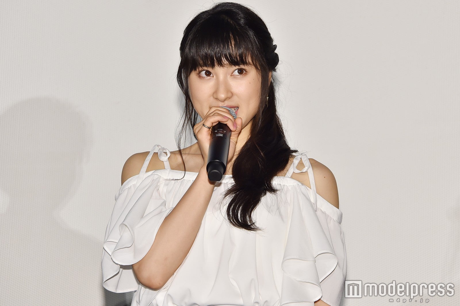 土屋太鳳／映画「兄に愛されすぎて困ってます」大ヒット記念舞台挨拶より（C）モデルプレス