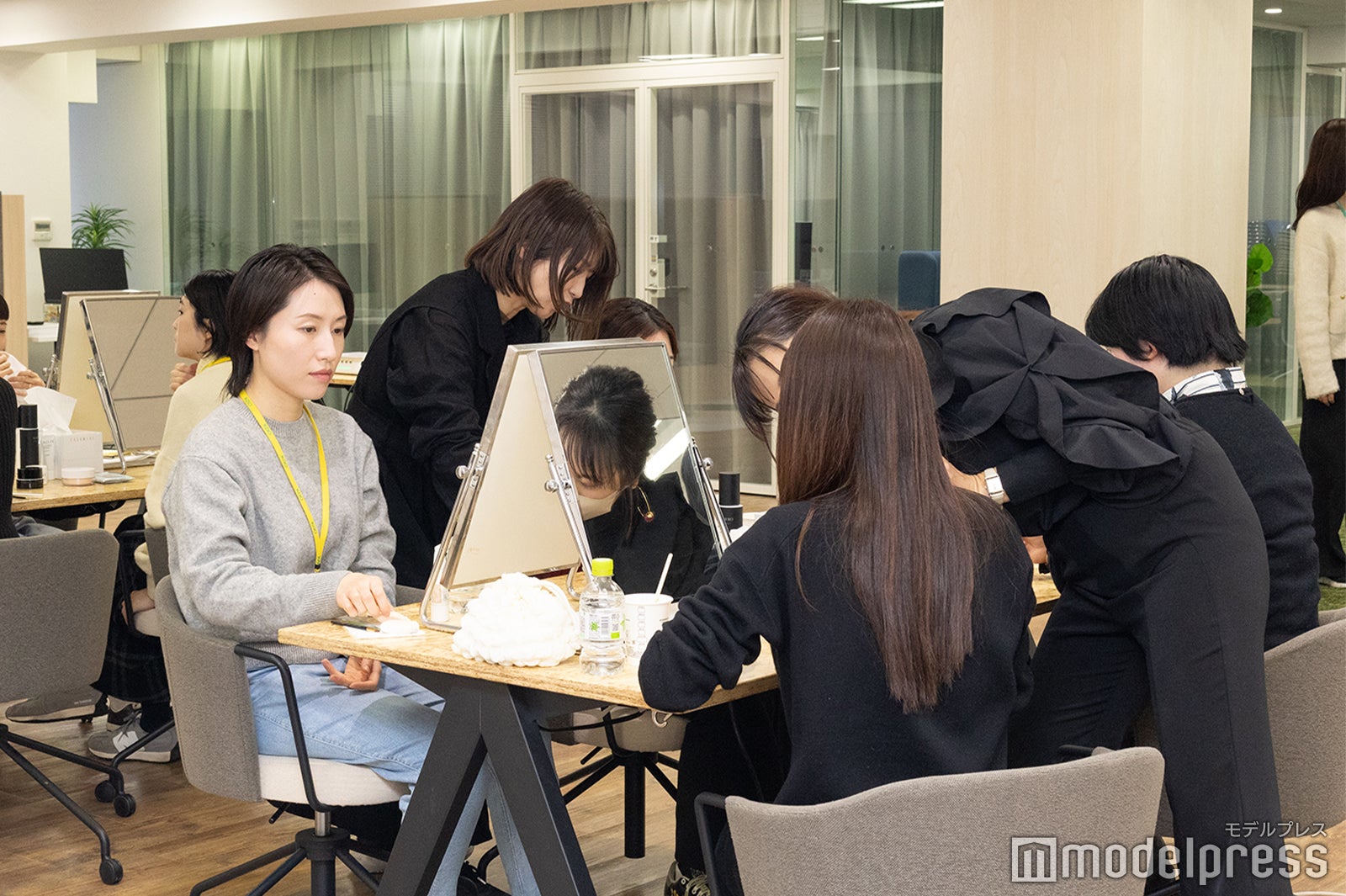 メイクアップレッスン（C）モデルプレス