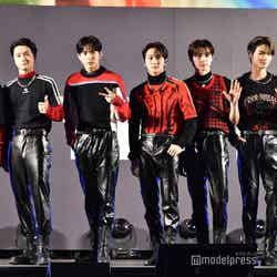 （左から）JAKE、JAY、HEESEUNG、JUNGWON、SUNGHOON、NI-KI、SUNOO／ENHYPEN日本1stアルバム「定め」発売記念イベント （C）モデルプレス