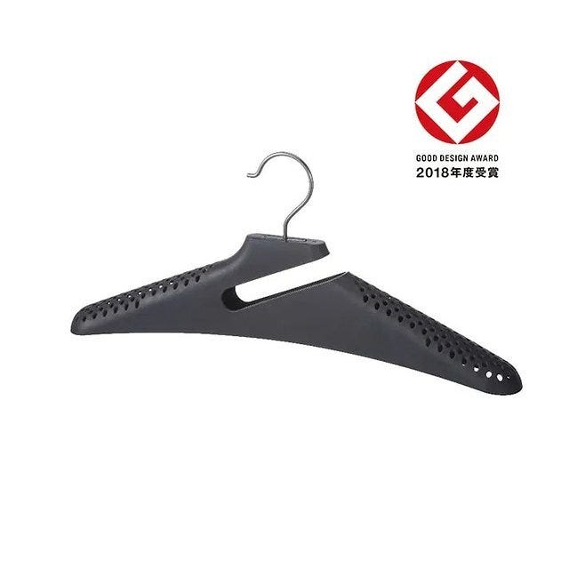 カインズ　乾きやすくそのまま収納できる幅広ハンガー