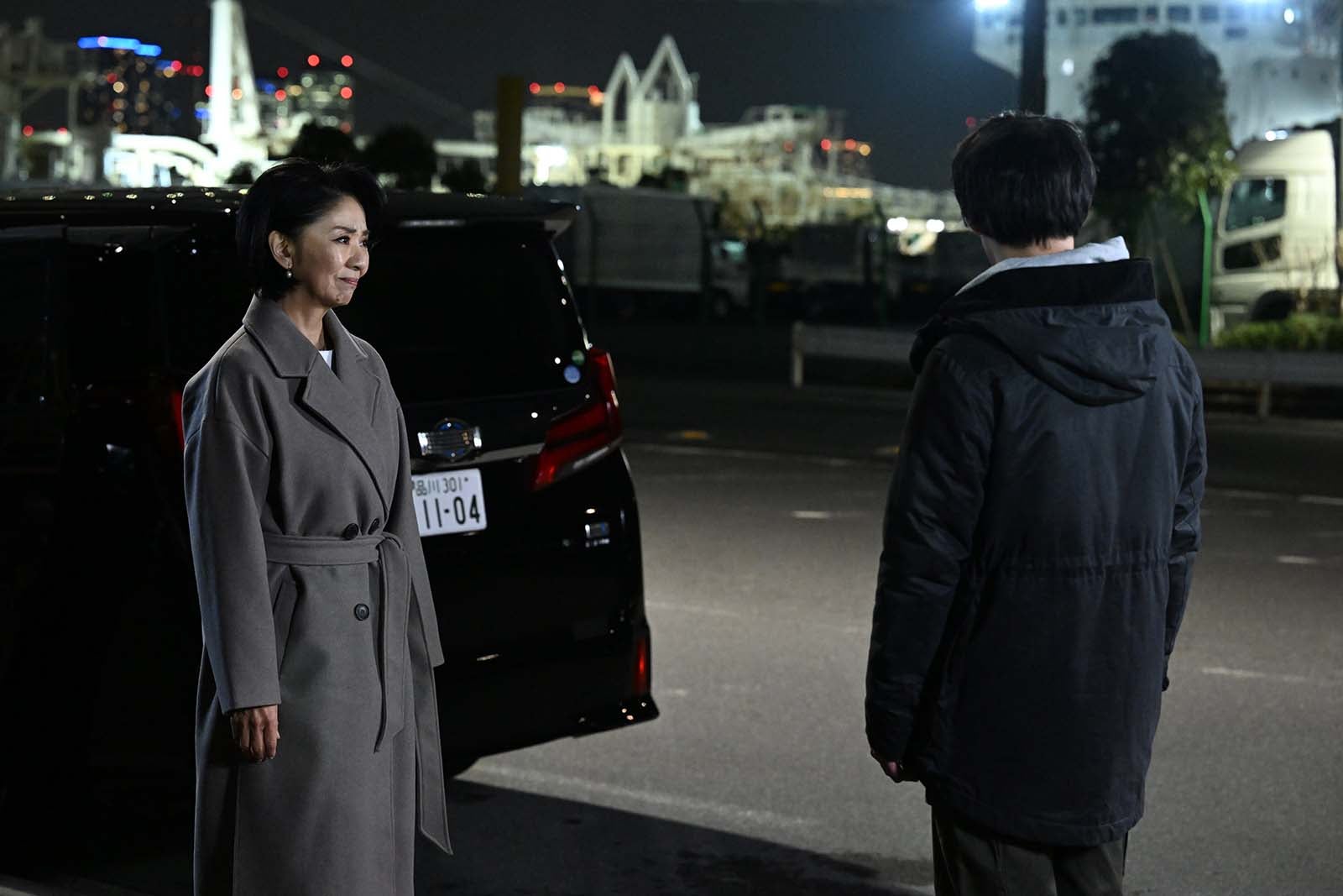 味方良介、片平なぎさ 「罠の戦争」第7話より（C）カンテレ