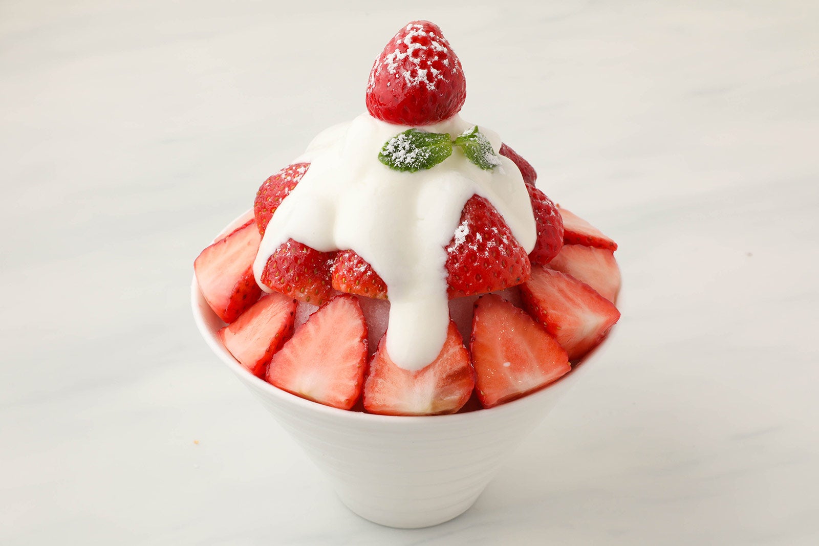 生イチゴヨーグルトコッビン／画像提供：フードスタジアム株式会社