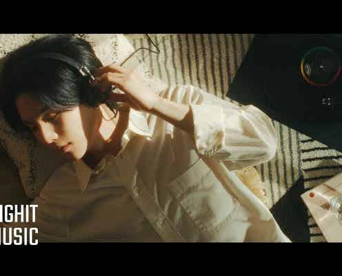 BTS・SUGA、IUとのコラボ曲公開 MVラストの“メッセージ”に注目集まる<People Pt.2(feat.IU)>