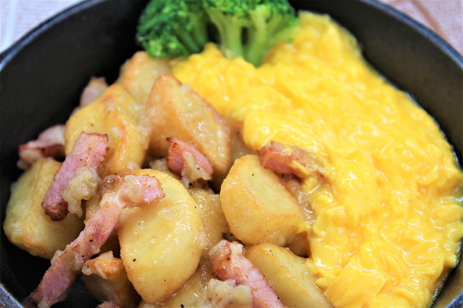 ホッペルポッペル～農夫のオムレツ～／画像提供：横浜赤レンガ倉庫