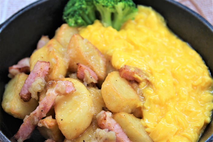 ホッペルポッペル～農夫のオムレツ～／画像提供：横浜赤レンガ倉庫