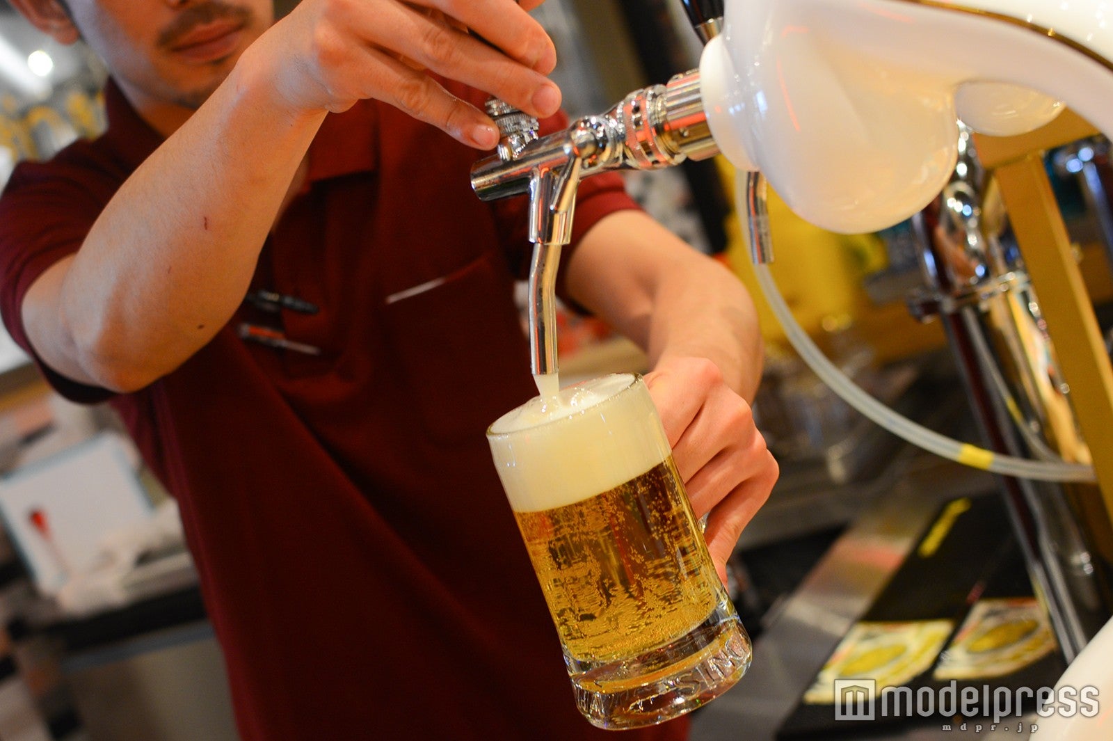 シンハービール／（C）モデルプレス